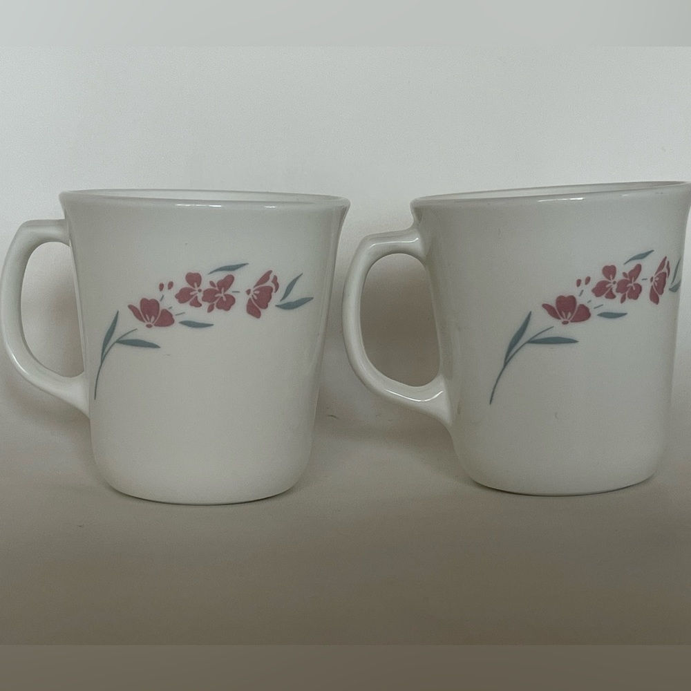 Set of 2 Vintage Corning Ware Silk Blossoms Tea Cups